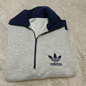 VINTAGE authentic adidas pull over